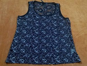 Crossroads Top