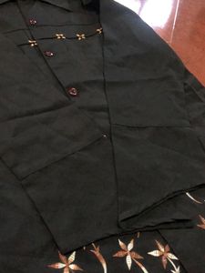 Lightweight Black Coat With Wooden Bead Designs