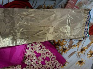 Dupatta with lehenga and blouse piece