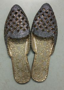 Ethnic Glitter Jutti For Women✨