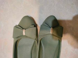 Olive Green Bow Flats