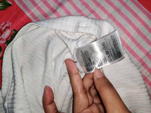 H&amp;M White Top