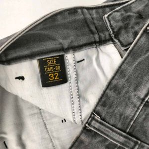 Stylist And Vintage Baggy Jeans