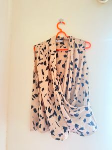 Stylish Print Sleeveless Top