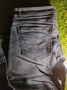 Wrangler Jeans - Waist 34 Hip 38 &amp; 40