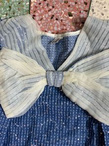 Sale💯Cute Bow Dress 👗