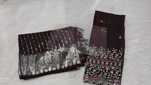 😍New Geogette Foil Print Saree With Blouse