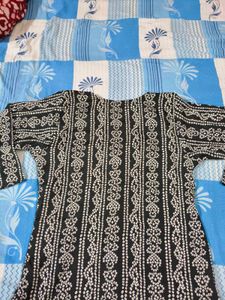 Elegant Black Batik Print Kurta