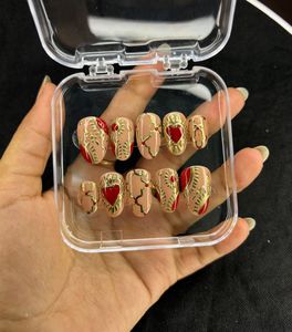 Elegant Red &amp; Gold Press-On Nail Set