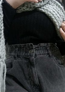 This Pant No Longer Fits Me