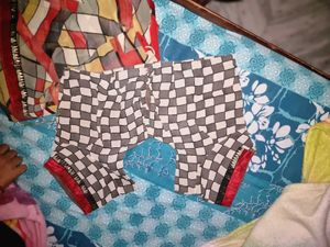 Printed Sari With Complete Ready  Blouse