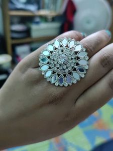 ear rings combo of five and a free ring