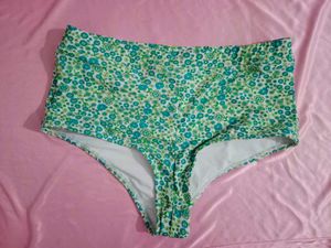 🌿 Green Floral High-Waist Bikini Bottom – Double