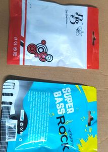 Earphone 2 Pieces