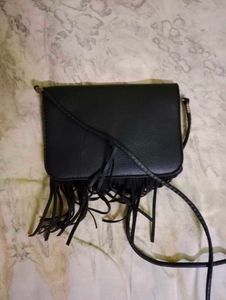 Cute Sling Bag 🖤👛