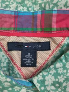 Tommy Hilfiger Floral Button Down