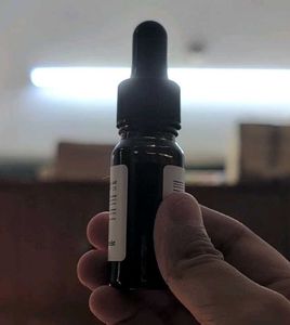 MINIMALIST SALICYLIC ACID SERUM