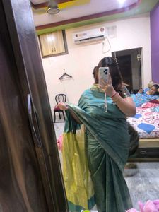Elegant Teal &amp; Gold Saree