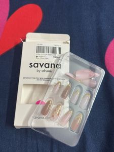 Savana Urbanic Press-On Nails