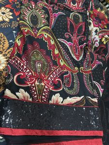 Black And Red Combo Saree With Stitched Blouse