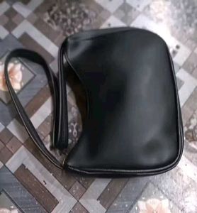 stylish white sling bag