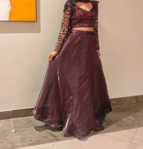 Wine lehnga