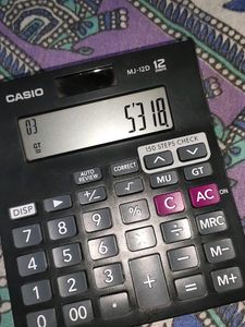 Casio Calculator. Very Less Used. No Flaws.