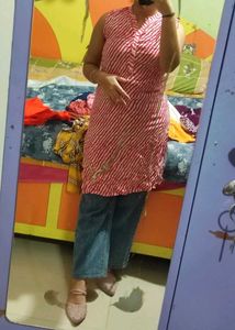 Sleevesless Kurta❤️