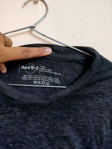 HARD ROCK CAFE T shirt  👕 for Men and Women 🔥