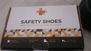 Men 8 Number Black Shooe