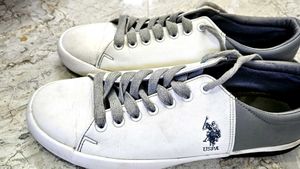 Stylish White Casual Shoes