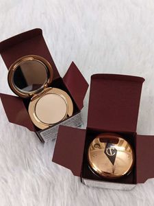 2 Charlotte Tilbury Airbrush Flawless Finish