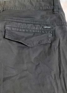 Men&#39;s grey jogger pants