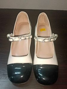 Mary Jane Shoe