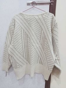 Beautiful Print Woolen Sweater