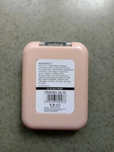 Highlighter Glow Baked Powder