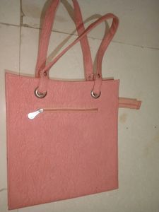 Women&#39;s Handbags