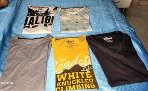 Men&#39;s 5 T-shirt Bundle
