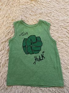 Hulk T-Shirt For 2-3 Yrs Kid In New Condit