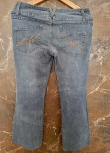 Low-Rise Vintage Jeans