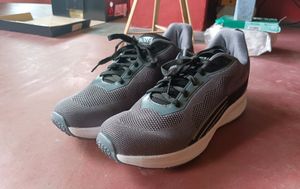 Avant Men Running Shoes