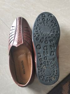 Mojari Style Shoes