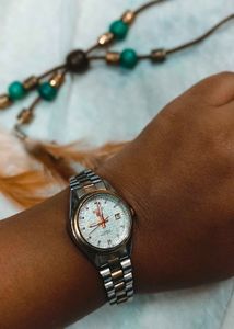 Elegant Seiko Watch 21 Jewels Water Resistant