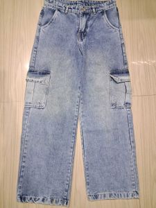 Light Wash blue denim Cargo baggy Jeans