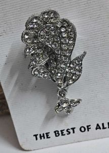 Saree pin