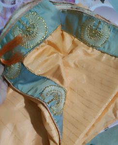 Blouse Front Look In Saree