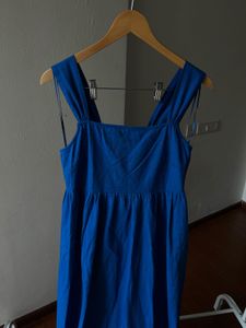 NEW LOOK Square Neck Back-Tie Midi Dress in Blue