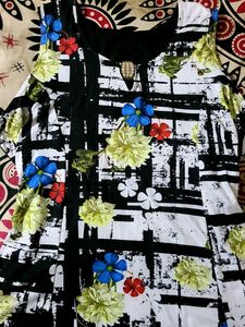 Beautiful Sleeveless White And Black Floral Dress