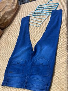 Perfect Jeans For Casual Outings
