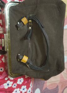 hand bag